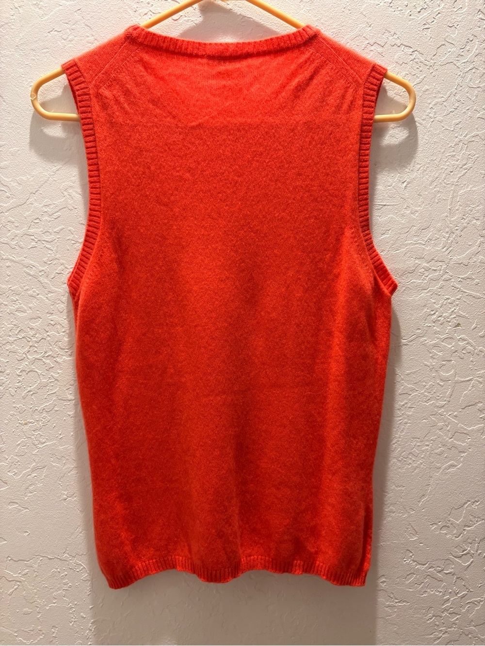 Barneys New York Bright Orange Cashmere Crewneck Sleeveless Sweater (or vest) - Picture 2 of 7